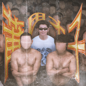 老女人毛茸茸自擦阴户
